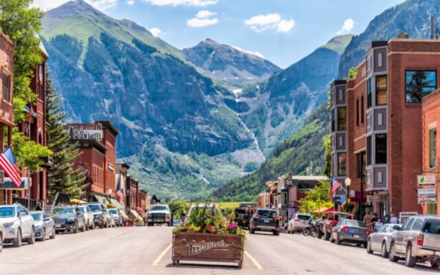 Telluride Lodge 305 by Avantstay Close to Slopes & Town!