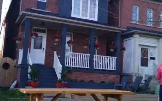 Village at York U