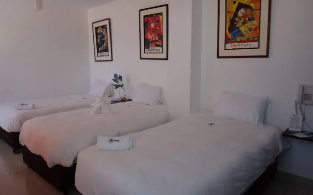 Qhamar Hotel