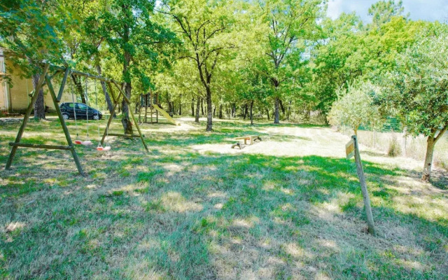 Vibrant Holiday Home in Castiglione del Lago