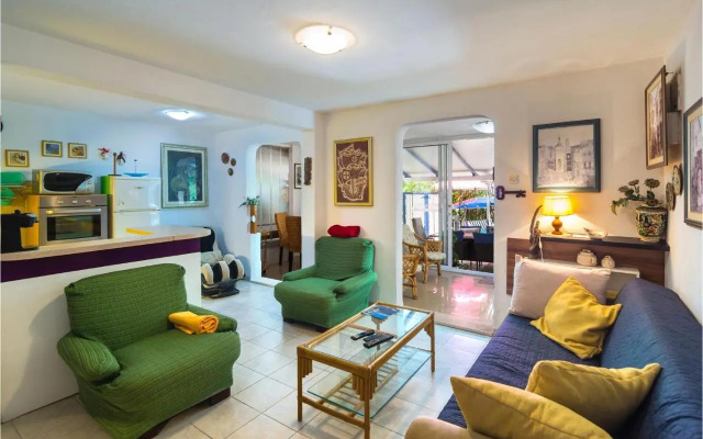 Holiday Home Sucuraj 06