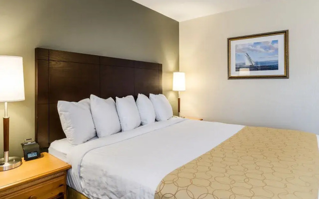 Ramada Seekonk/Providence Area