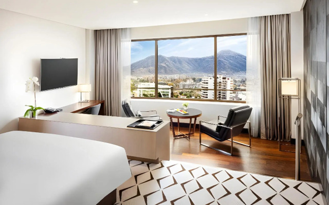 Mandarin Oriental, Santiago