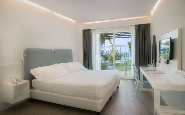 FV Hotels Baia Tropea Resort