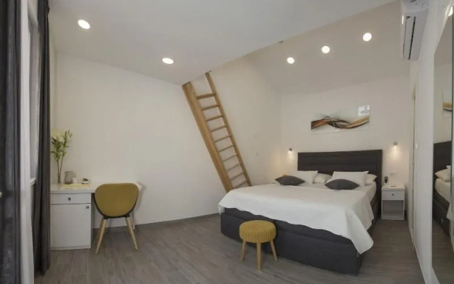 Central Old Town Rooms