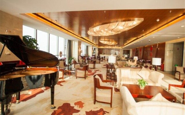 Soluxe Hotel