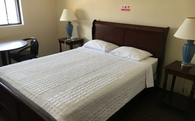 New Harmon Loop Hotel