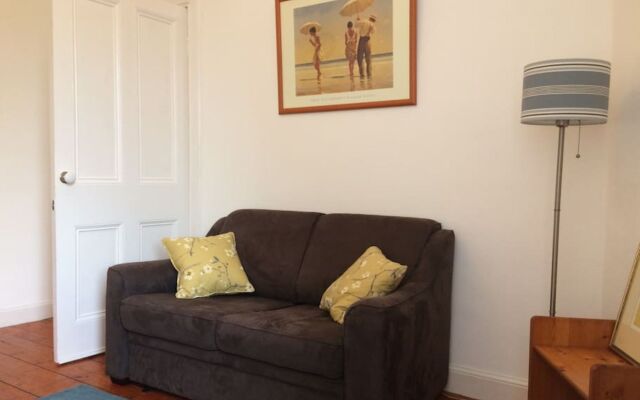 1 Bedroom Murrayfield Apartment