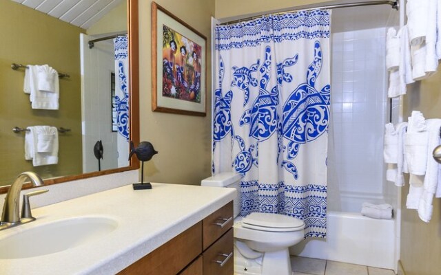 Hale Mahina B401 2 Bedroom Condo