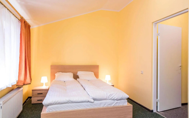 Hotel Augustine