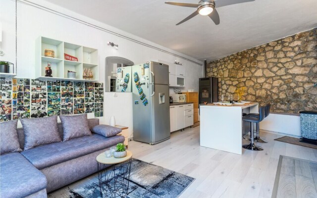 Beautiful Apartment in Bakar With Wifi and 1 Bedrooms