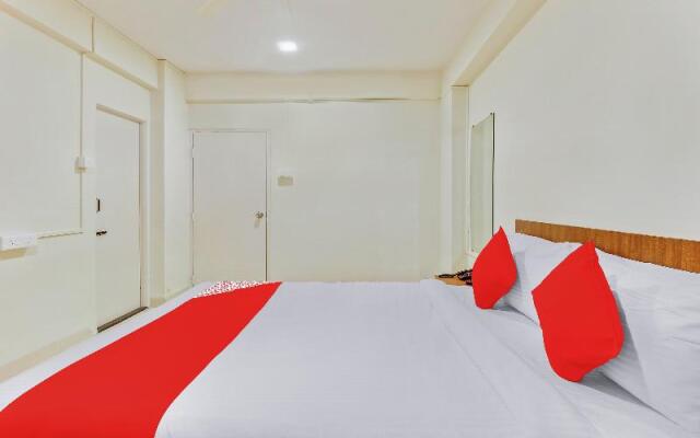 OYO Flagship 44951 Chaitanya