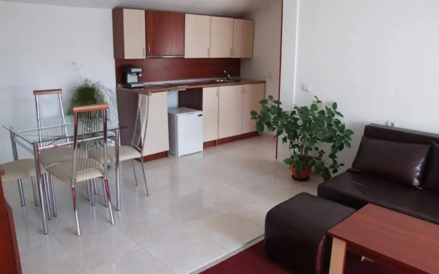 Guest House Zlatev