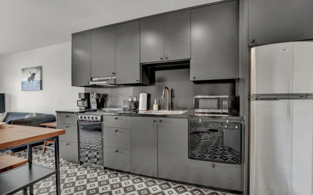 Stunning Soco Studio-skyline Views-steps to Dtown!
