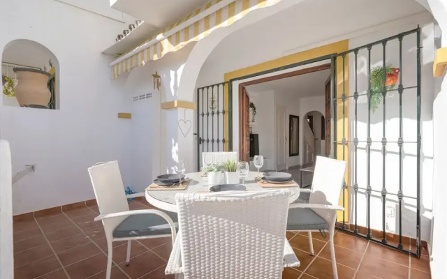 La Campana Apartment With Pool - Ref 60