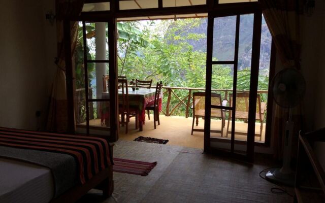 Mount Breeze Homestay