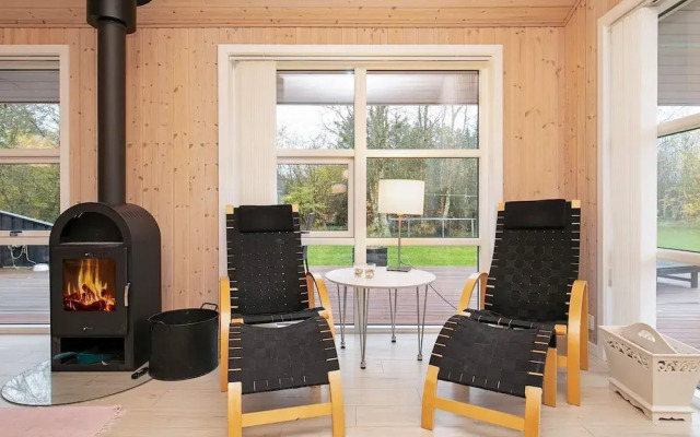 6 Person Holiday Home in Jerup