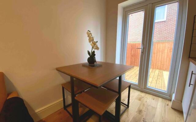 Flat 8, 10 St Johns