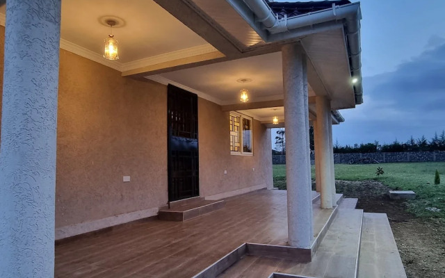 Casa Nadreya Furnished Apartments