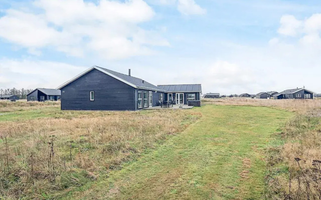 4 Star Holiday Home in Lokken