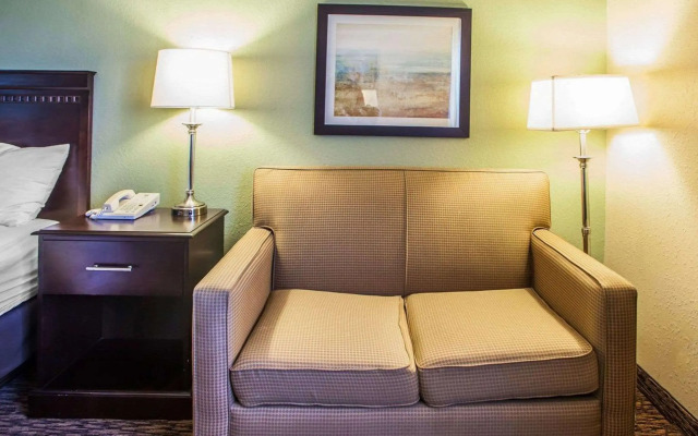 Quality Inn Belton - Kansas City South