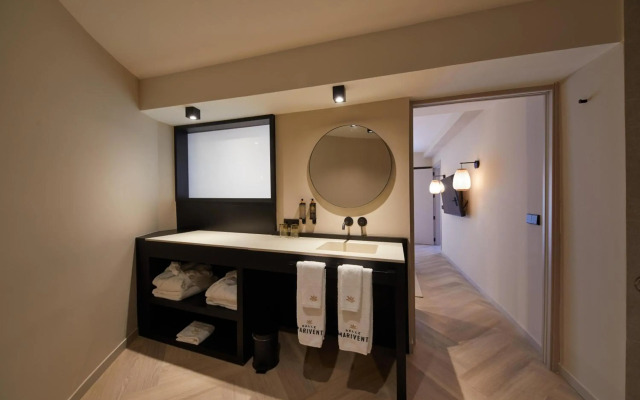 Belle Marivent Petit Hotel