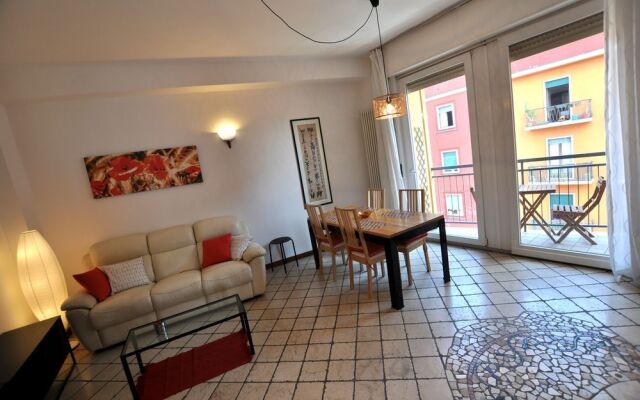 Gatto Romeo Apartments