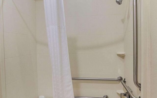 Comfort Inn Midland