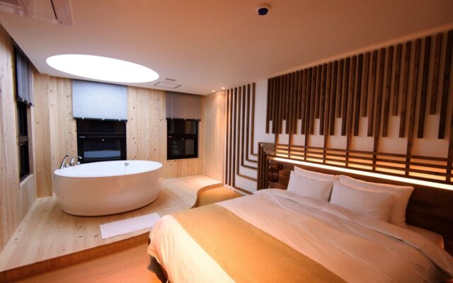 Illroy Resort