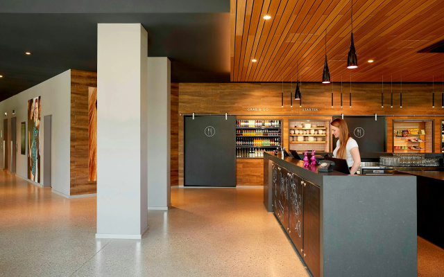 MOXY Munich Airport