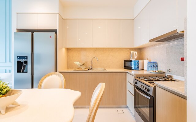 Eloquent Upscale with Breathtaking Burj