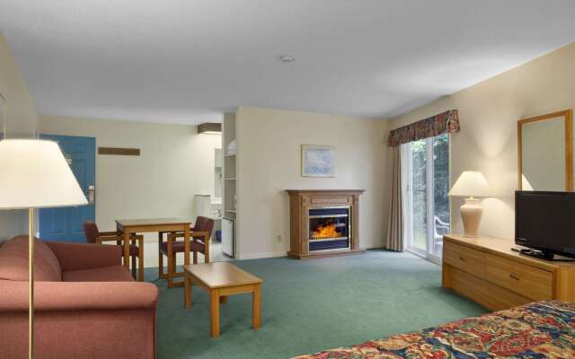 Travelodge by Wyndham Bracebridge