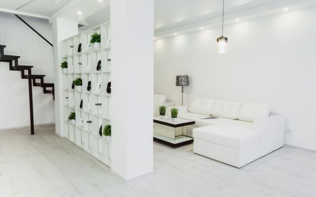 Коттедж White Villas