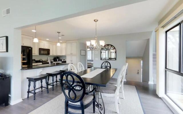 280 Turnberry Village