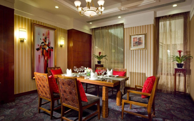Jiaxing Sunshine Hotel