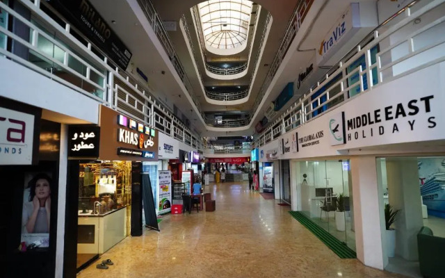 Emarald Hotel Calicut
