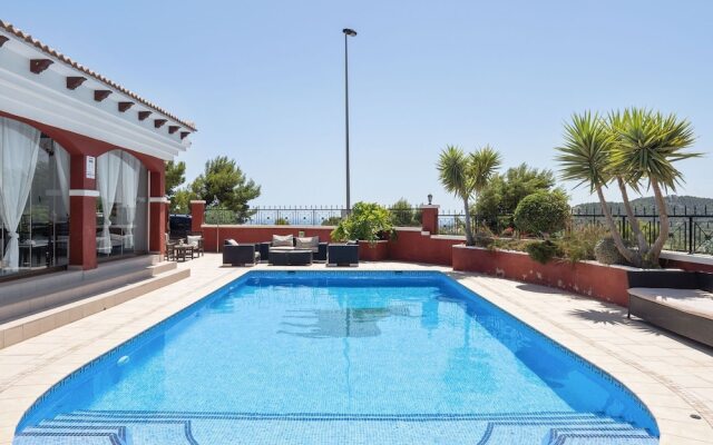 Alluring Villa in Finestrat With Swimming Pool