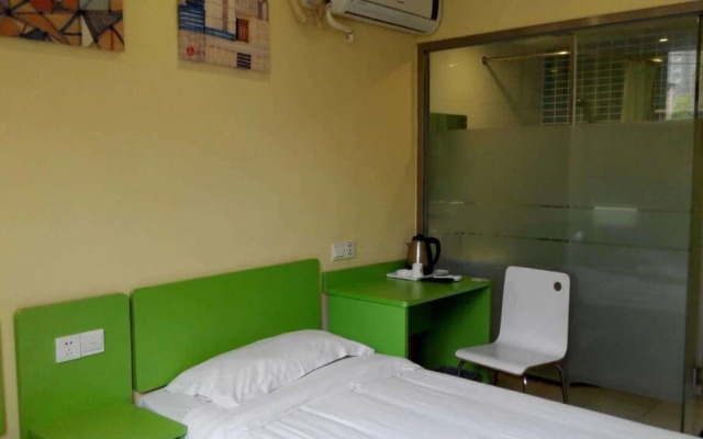 Yimi Hotel Changshou Metro Branch