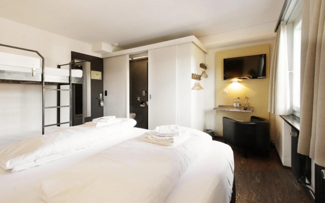 feRUS Hotel