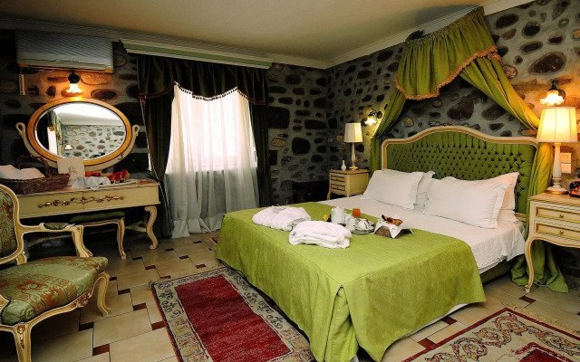 Pyrgos of Mytilene Hotel