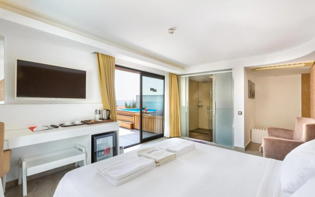 Rhapsody Hotel & Spa Kalkan (+12 Adults only)