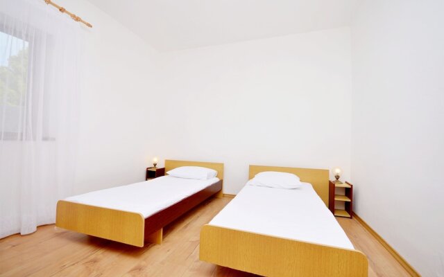 Apartments Zdravko