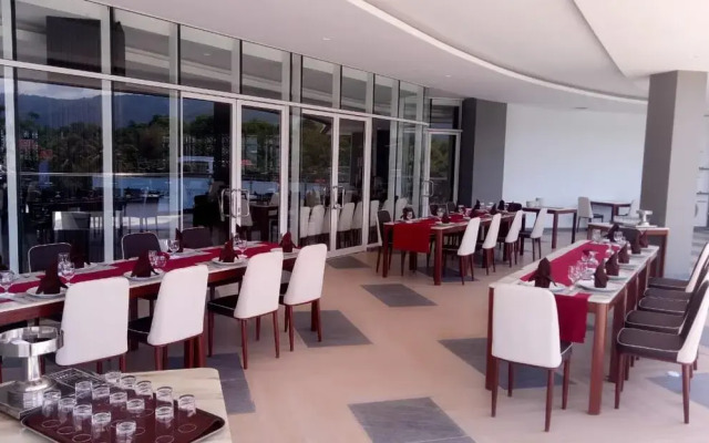 Labersa Hotel & Convention Centre Toba