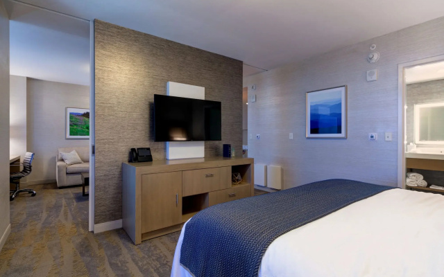 JB Duke Hotel
