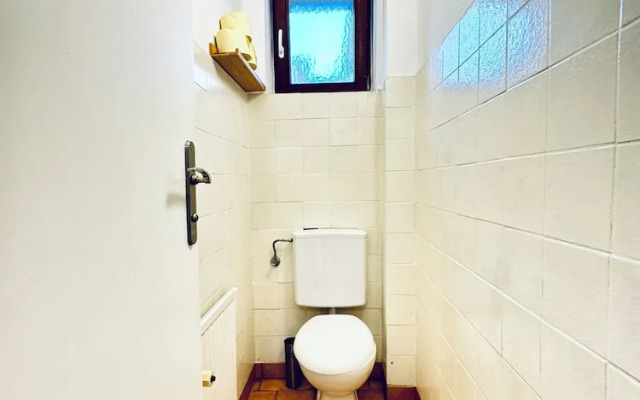 Cozy House  Terrace &Garden  Sleeps 34