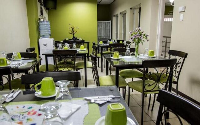 Hotel Las Gardenias