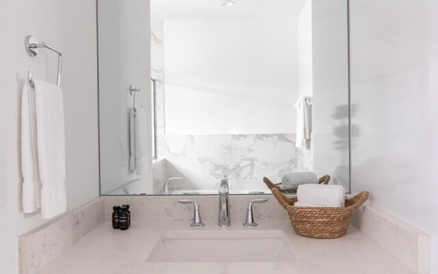 Monroe 5 in Nashville