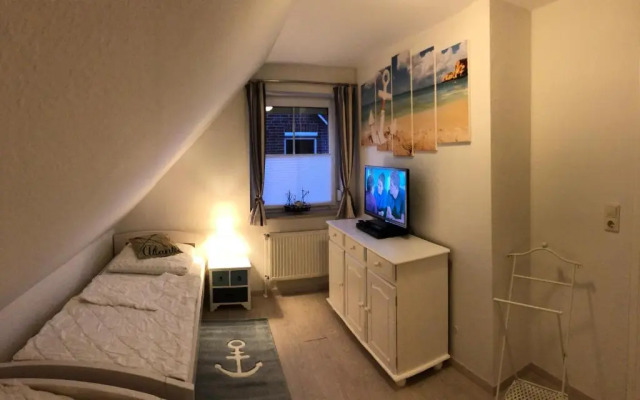 Dat Onnen's Hus - Burhave 16