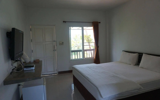 Thatphanom Place