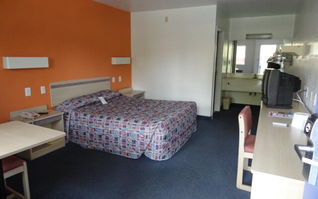 Motel 6